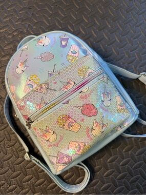 OMG Accessories Miss Gwen Unicorn Snacks Iridescent Mini Backpack Purse